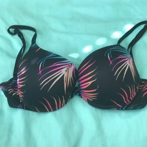 Victoria’s Secret PINK Bra 32c
